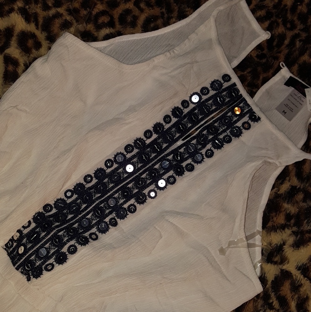 Short romper nwt new womans medium - Picture 2 of 5